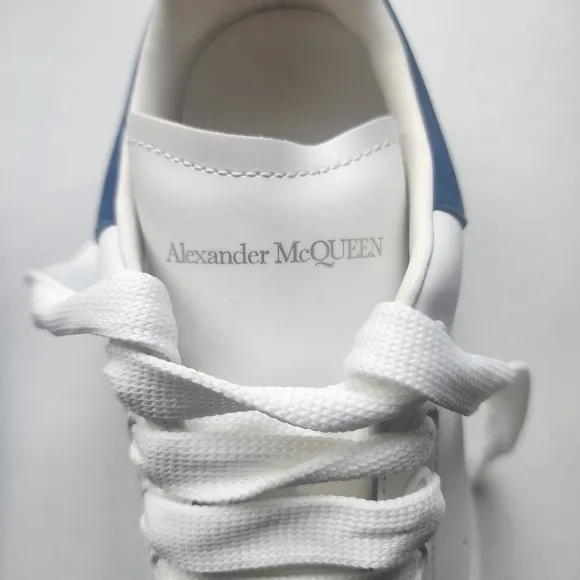 Alexander McQueen &quot;Larry&quot; Sneakers