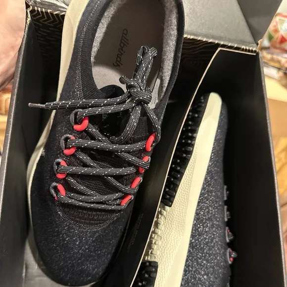 All birds Wool Dasher 2 Mizzle Men’s Size 14 In Dark Grey/ Red New