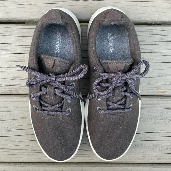 Allbirds Women Wool Runners in Brown size 10