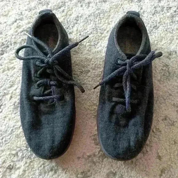Allbirds Womens Dark Gray Wool Runner 8