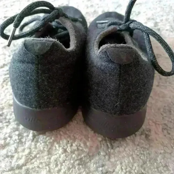 Allbirds Womens Dark Gray Wool Runner 8