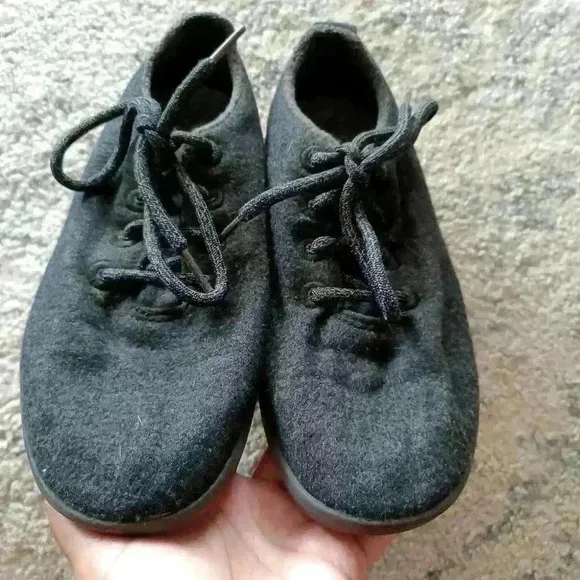 Allbirds Womens Dark Gray Wool Runner 8