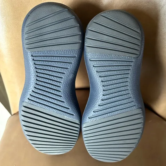 Allbirds Wool Runner-up Mizzle in Savanna Night