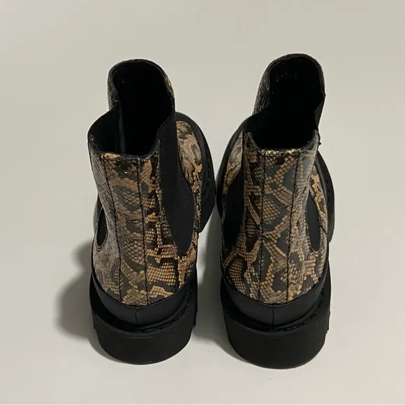 AQUATALIA CHELSEA ANKLE BOOTS HOLLY SNAKE EMBOSSED WATERPROOF Women’s Size 7