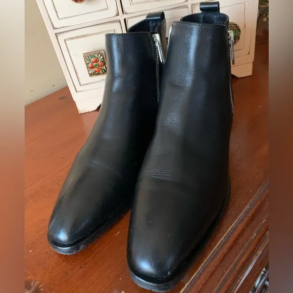 Aquatalia Fantina Waterproof Boots Black Leather 9 Old Money