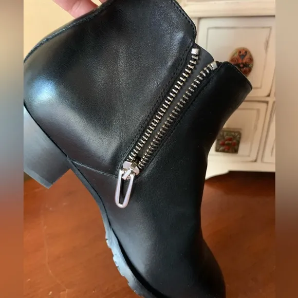 Aquatalia Fantina Waterproof Boots Black Leather 9 Old Money