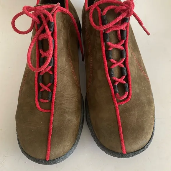 Arche Suede Lace Up Casual Comfort Walking Sneaker Shoes size 39 EU