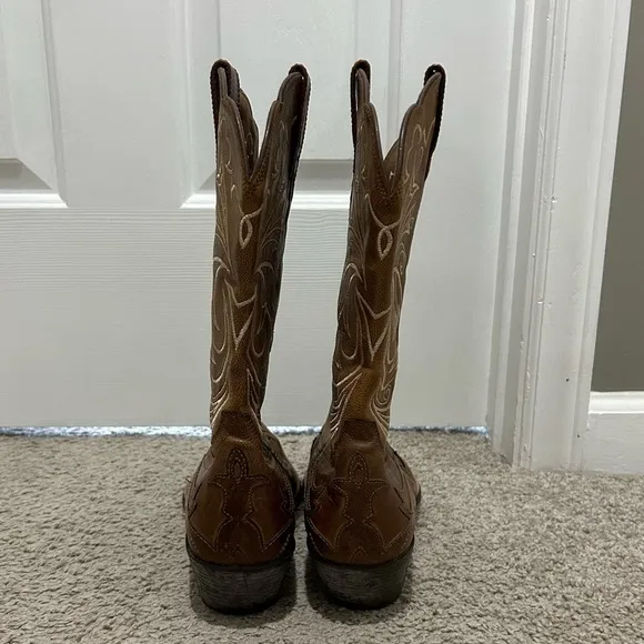 Ariat Heritage Western J Toe Wingtip Cowboy Boots