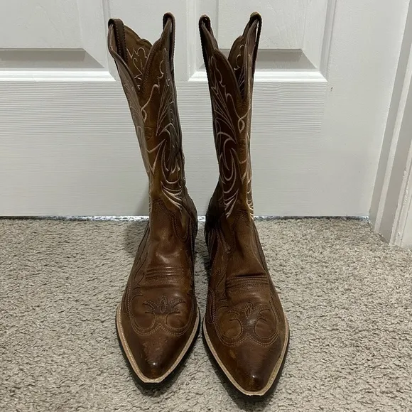 Ariat Heritage Western J Toe Wingtip Cowboy Boots