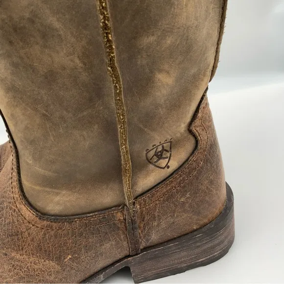 Ariat Men’s Rambler Brown Square Toe Size 10D Western Cowboy Boots.