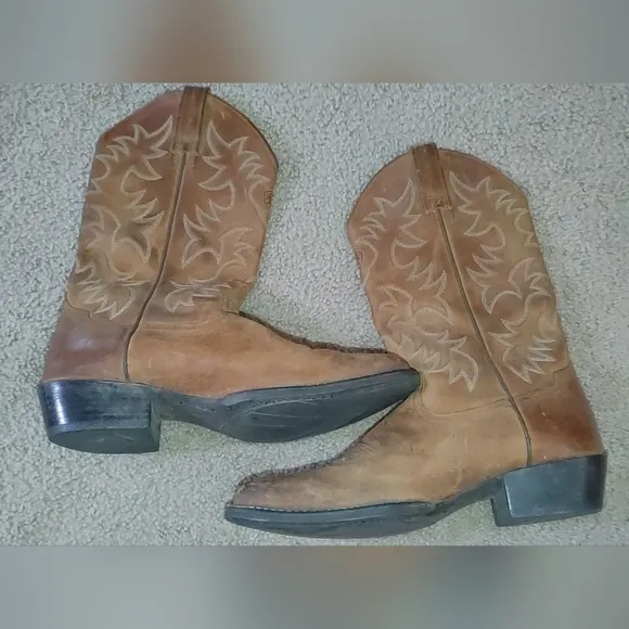 Ariat western boots