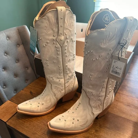 Ariat Western Pearl Boots - NWT &amp; Box