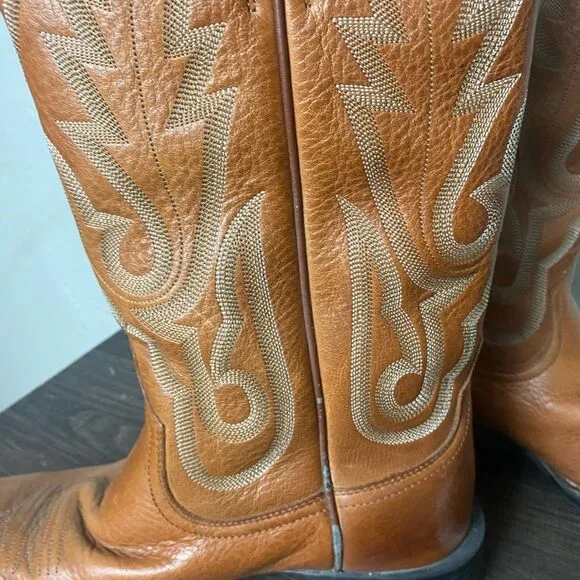 Arita Men’s boots round toe Size 8D