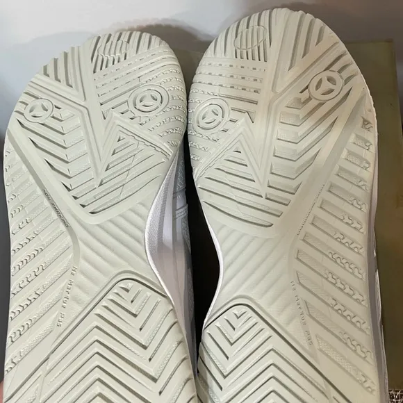 ASICS Gel Challenger 13 Women’s Tennis Shoes Size 11 White/pure Silver NWT