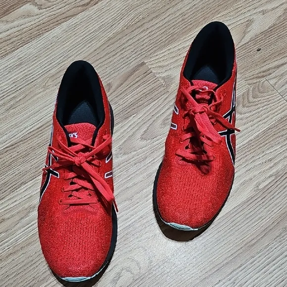 ASICS Men's Red Running Shoes