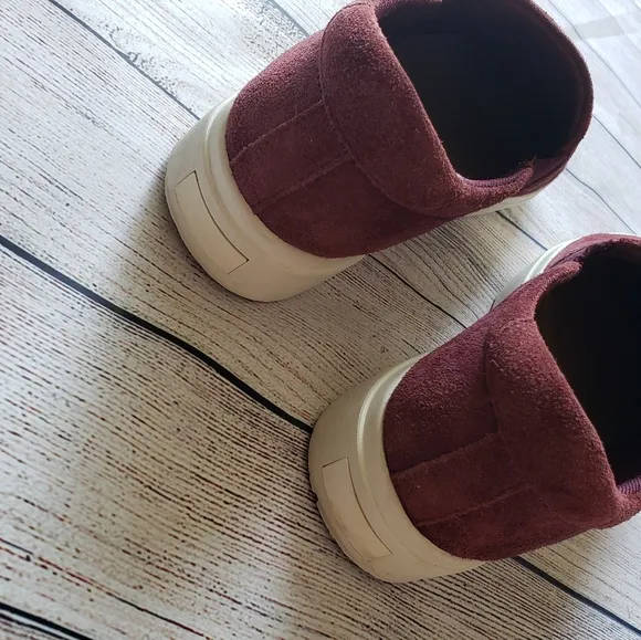 Athleta Leta Suede Slip On Sneakers by Dr. Scholl’s in Cassis Burgundy S…