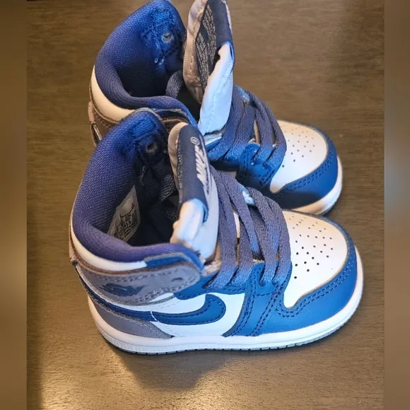 Baby Jordan 1 Retro High 3c