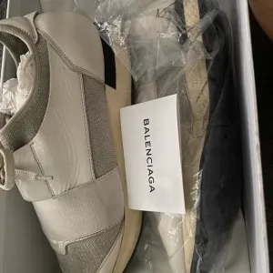 Balenciaga Men's White and Gray Sneakers