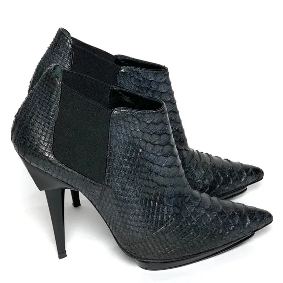 Barbara Bui Pointy Toe Ankle Boots Black/Gray Python - Fits US size 7