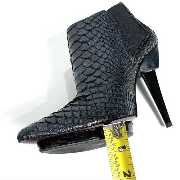 Barbara Bui Pointy Toe Ankle Boots Black/Gray Python - Fits US size 7