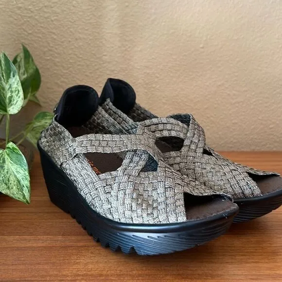 Bernie Mev Wedge shoes