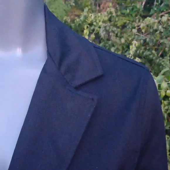 Bill Blass Jeans Stretch Black Cotton (2) Button Blazer W/Metal Button Accents