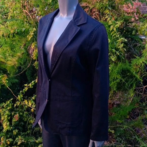 Bill Blass Jeans Stretch Black Cotton (2) Button Blazer W/Metal Button Accents