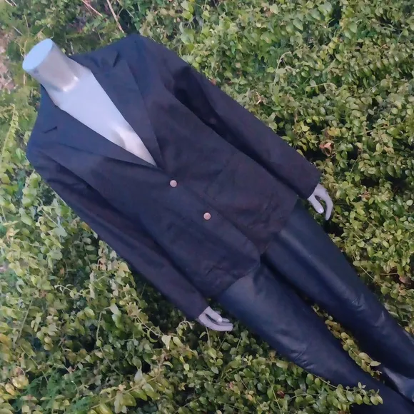 Bill Blass Jeans Stretch Black Cotton (2) Button Blazer W/Metal Button Accents