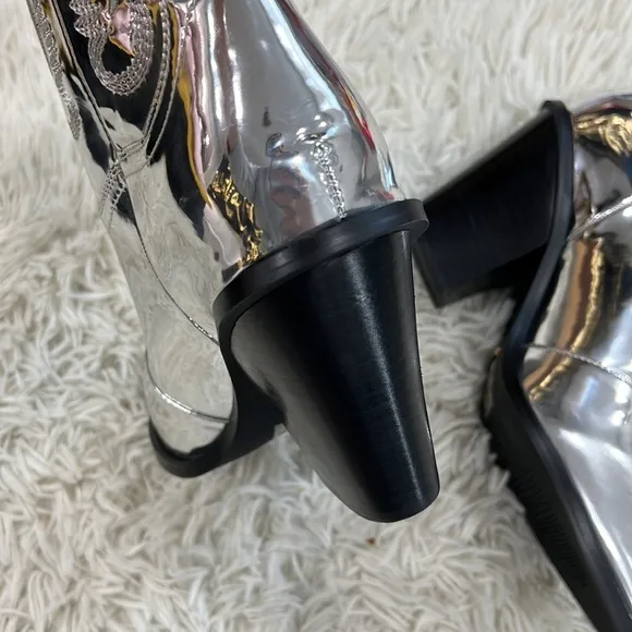 Billini Sergio Silver Chrome Pointed-Toe Western Boots