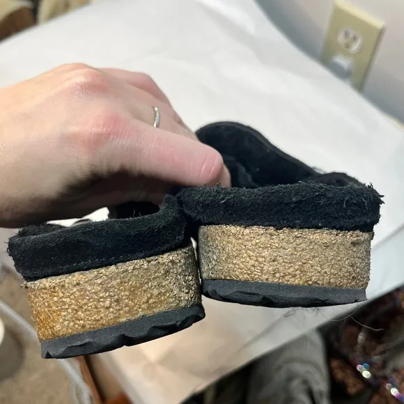 Birkenstock Buckley Black Suede Leather Shearling Lined Mules Clogs Sz 38 US L7