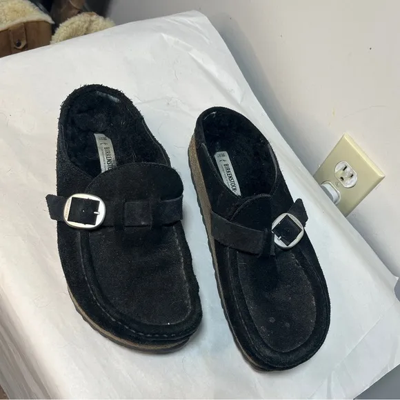 Birkenstock Buckley Black Suede Leather Shearling Lined Mules Clogs Sz 38 US L7