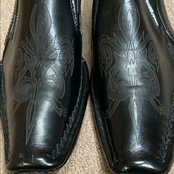 Black Men's NWOT Size 8 Loafers
