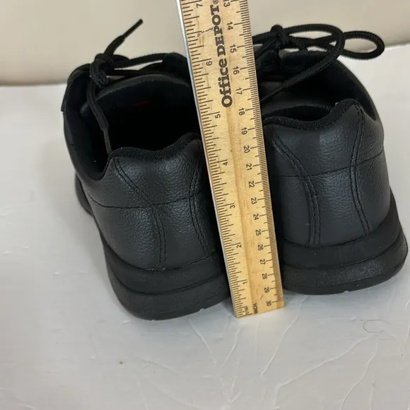 Black Work By Red Wing  Steel Toe Slip Resistant Shoes Size 9WW  NIB