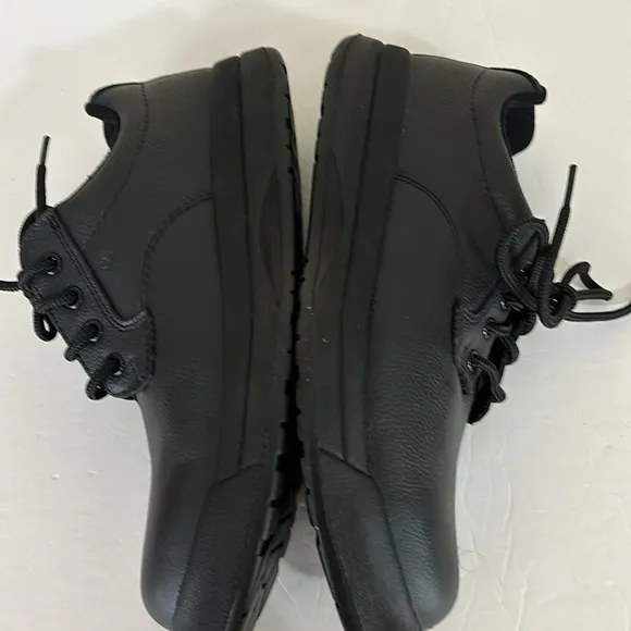 Black Work By Red Wing  Steel Toe Slip Resistant Shoes Size 9WW  NIB