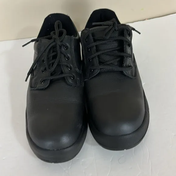 Black Work By Red Wing  Steel Toe Slip Resistant Shoes Size 9WW  NIB