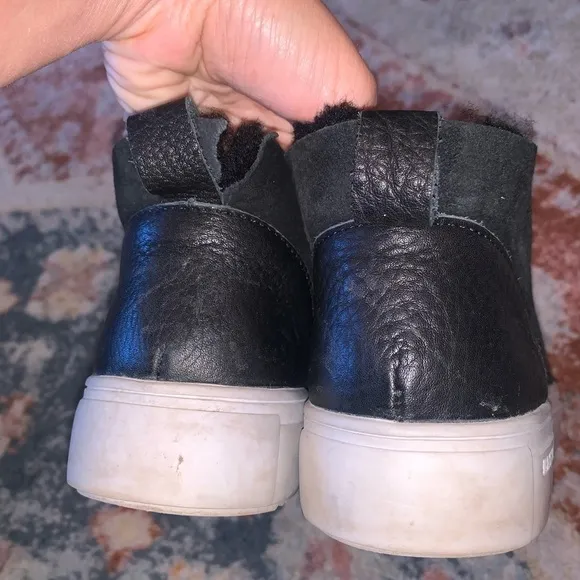 Blackstone Black Shearling Lined Lace Up High Top Sneakers Size 7