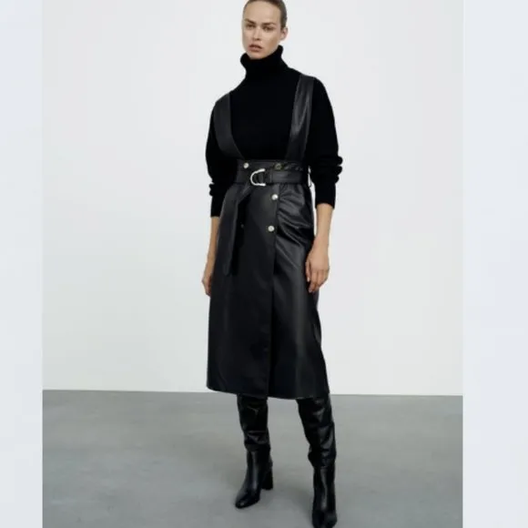 BLOGGER'S FAVE! Zara Black Faux Leather Pinafore High Waisted Skirt Sz S NWT