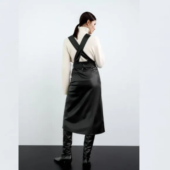 BLOGGER'S FAVE! Zara Black Faux Leather Pinafore High Waisted Skirt Sz S NWT
