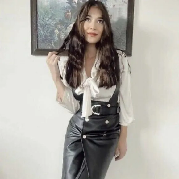 BLOGGER'S FAVE! Zara Black Faux Leather Pinafore High Waisted Skirt Sz S NWT