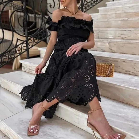 BLOGGER'S FAVE! Zara Embroidered Midi Dress NWT