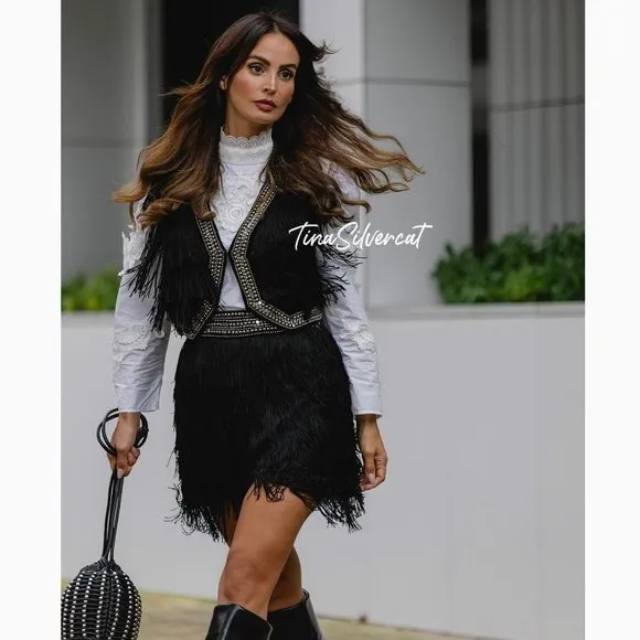 BLOGGERS FAVE! Zara Fringe Mini Skirt Black NWT