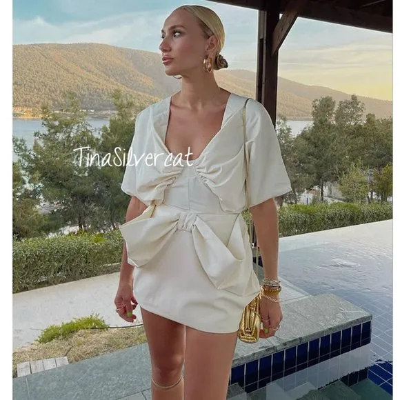 BLOGGER'S FAVE! Zara Voluminous Mini Skirt White Sz XS NWT