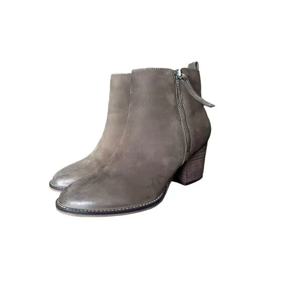 Blondo Waterproof Nubuck Ankle Boots Size 8 1/2