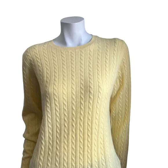 Bloomingdale's brand crew neck 100% cashmere yellow cable knit Size Large