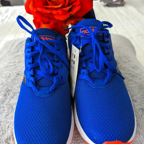 Blue running shoes 💙 Adidas