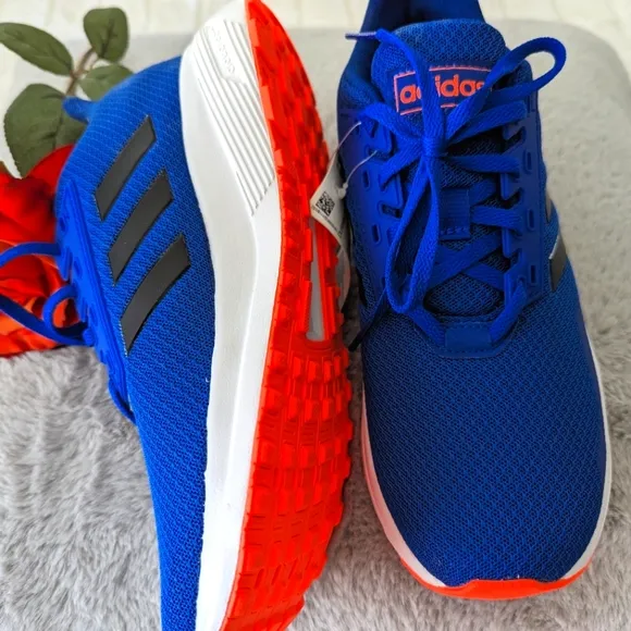 Blue running shoes 💙 Adidas