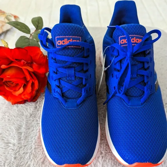Blue running shoes 💙 Adidas