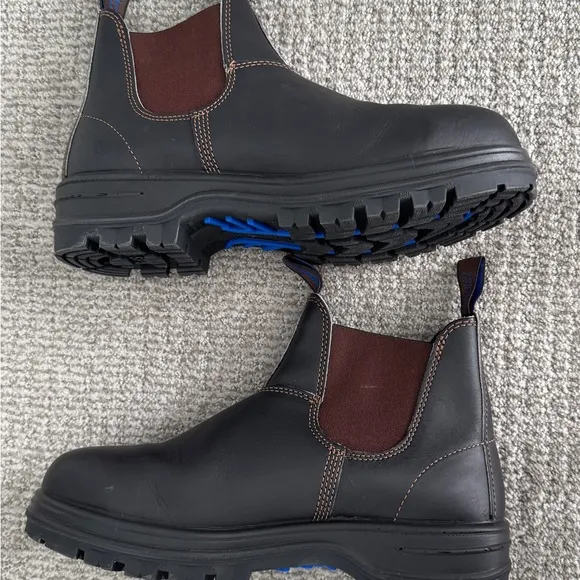 Blundstone #140 Work Boots (Steel Toe, EH, Acid, &amp; Penetration resistant)