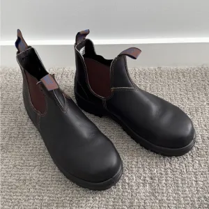 Blundstone #140 Work Boots (Steel Toe, EH, Acid, &amp; Penetration resistant)