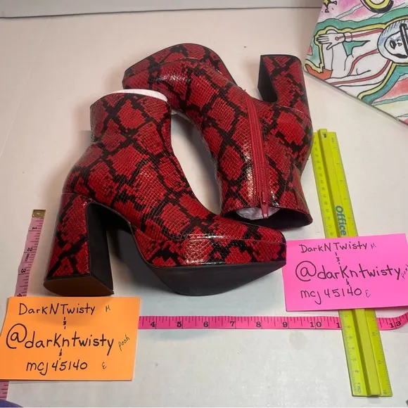BNIB Jeffrey Campbell Dormant Black/Red Snakeskin print platforms 5.5M